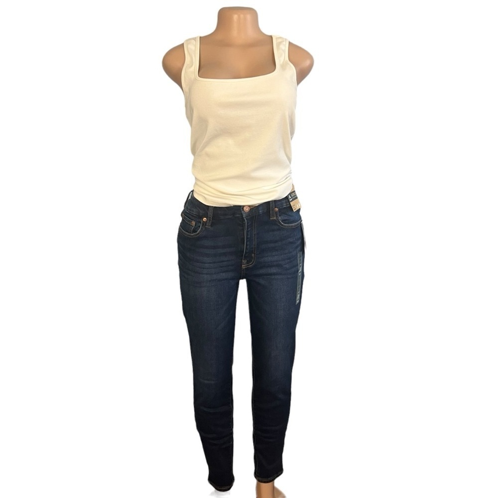 3/$30 ☀️ Aeropostale High Rise Curvy Jegging Blue Denim